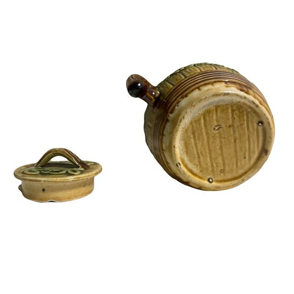 Vtg Majolica Teapot Wooden Barrell Cask Vines 5.25" Tall chipped lid - Picture 4 of 11
